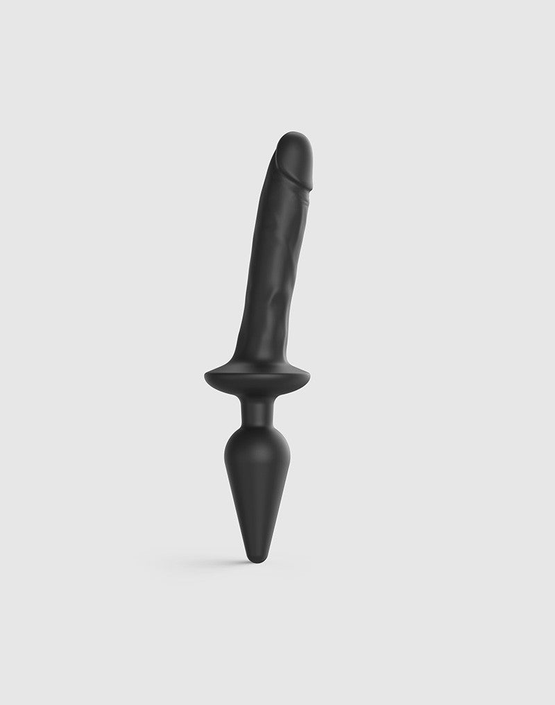 Strap-On-Me Semirrealista Switch Plug-In Consolador y plug anal 2 en 1 - negro